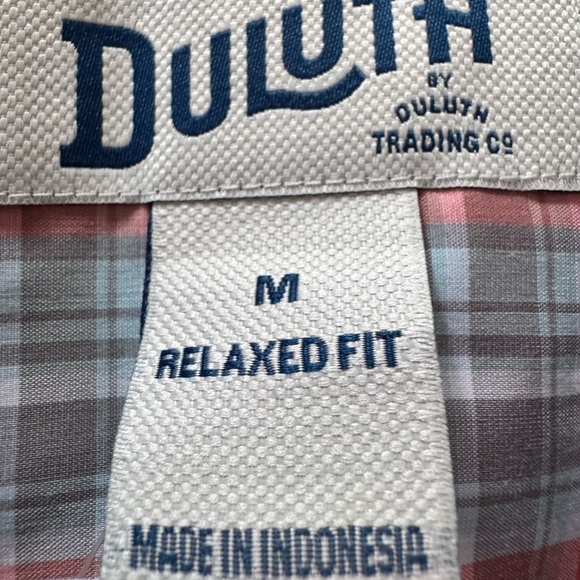 Men's Duluth Trading COOLMAX Wrinklefighter Short Sleeve Shirt Size Medium NWT - Picture 4 of 5